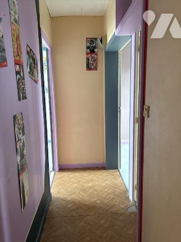 A Oignies, Immeuble à usage mixte, avec habitation et local professionnel