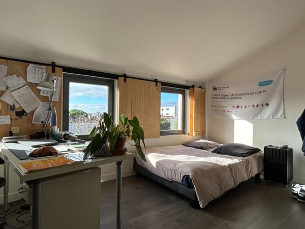 Maison - 10 pièces - 293 m²