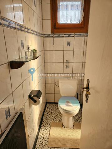 Maison
                                                                                                                                                                                                                                                                                                                        7 pièce(s)                                                                                                                                                                                                          5 chambre(s)                                                                                                                                                                                                          143  m²