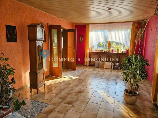 Maison
                                                                                                                                                                                                                                                                                                                        7 pièce(s)                                                                                                                                                                                                          5 chambre(s)                                                                                                                                                                                                          143  m²