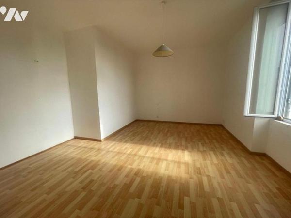 Maison à Saint-Varent