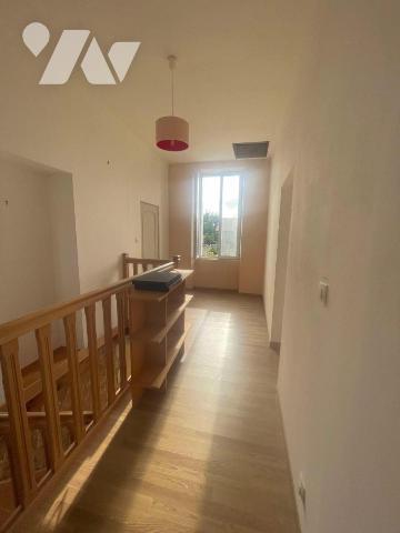 Maison à Saint-Varent