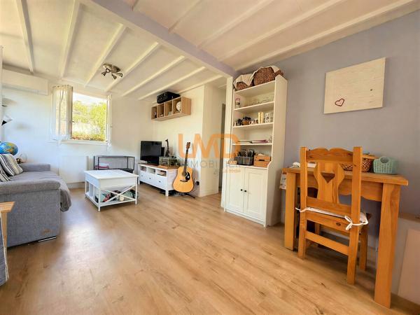 Roquebrune-sur-Argens – Chalet 82 m², 3 chambres et jardin