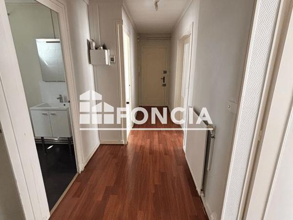 Location Appartement 3 pièces 66 m² - 7 RUE PASTEUR Tours 37000
