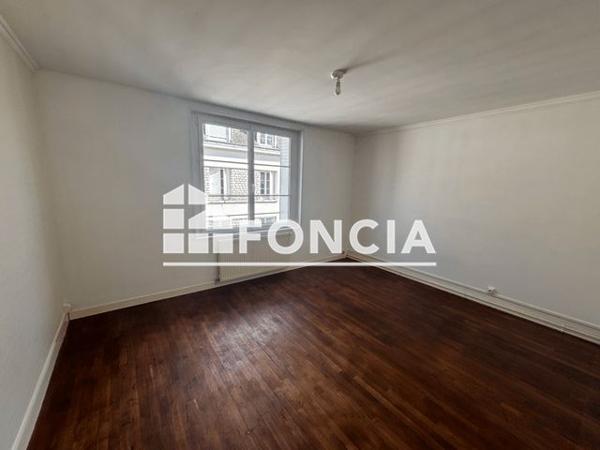 Location Appartement 3 pièces 66 m² - 7 RUE PASTEUR Tours 37000