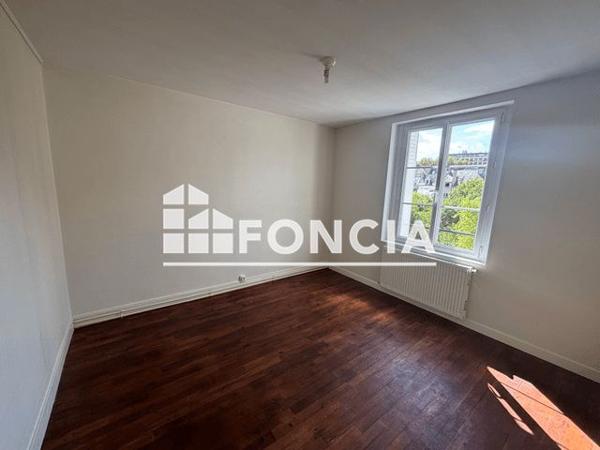 Location Appartement 3 pièces 66 m² - 7 RUE PASTEUR Tours 37000