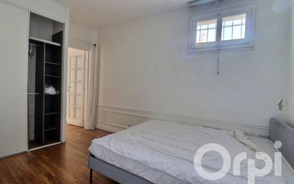 Appartement à vendre    3 pièces • 55,32 m2 Paris 20