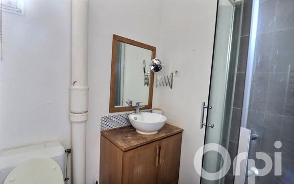 Appartement à vendre    3 pièces • 55,32 m2 Paris 20