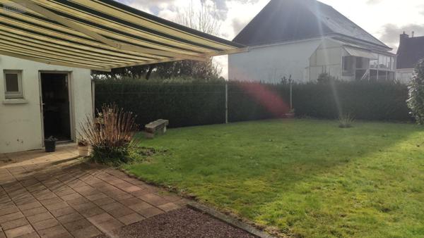 Maison individuelle à vendre à Baud dans le Morbihan (56150), ref : 065/1866   
Centre ville