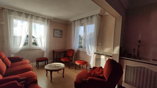 Maison individuelle à vendre à Baud dans le Morbihan (56150), ref : 065/1866   
Centre ville