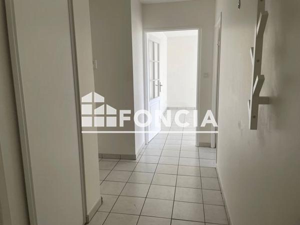 Location Appartement 3 pièces 65.6 m² - 7 AVENUE ALAIN SAVARY Orleans 45100