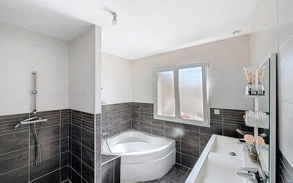 Maison à vendre    4 pièces •  Andrézieux-Bouthéon