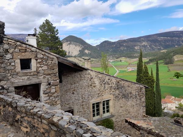 Menglon (26410) BAISSE DE PRIX !!! 26410 MENGLON/ CHÂTILLON-EN-DIOIS-BELLE PROPRIÉTÉ