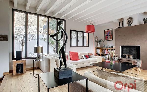 Maison à vendre    6 pièces • 176,35 m2 Issy-les-Moulineaux