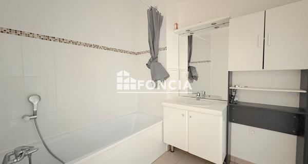 Location Appartement 2 pièces 43.6 m² - Noisy-le-grand 93160
