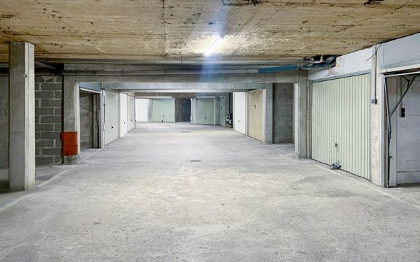 Stationnement à vendre    Sannois