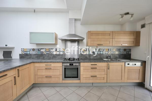 Maison 4 pièces - 88 m² Exclusivité efficity