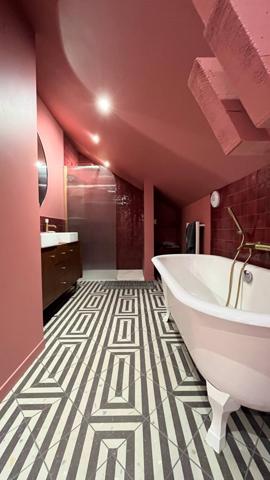 Maison de ville avec jardin et garage