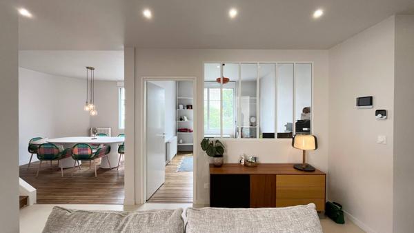 Maison de ville avec jardin et garage