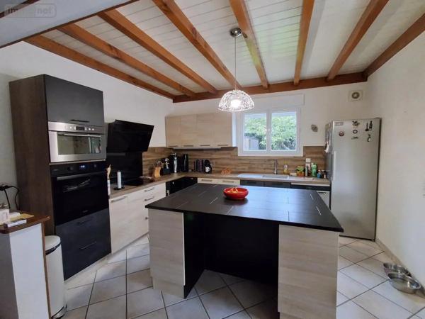 Location - Maison Viriat 01440 4 pièces 119 m 2