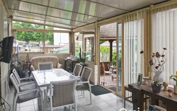 Immeuble à vendre    8 pièces •  Argenteuil