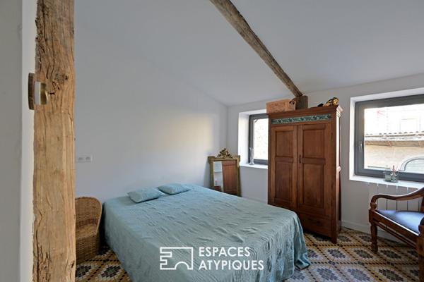 Esprit loft dans un ancien chai avec jardin et piscine à 20 min d’Uzès