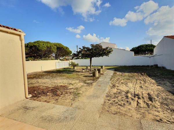 Maison 3 pièce(s) 56 m²  -17650 - ST DENIS D'OLERON - Charente-Maritime - Ile d'Oléron -