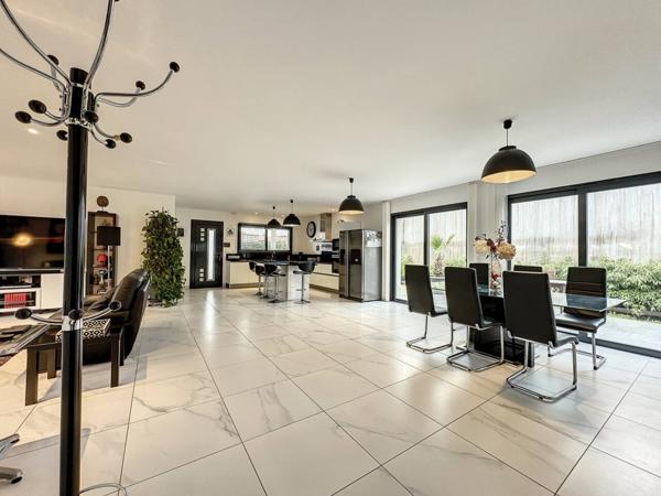 Maison à vendre 7 pièces de 175 m²