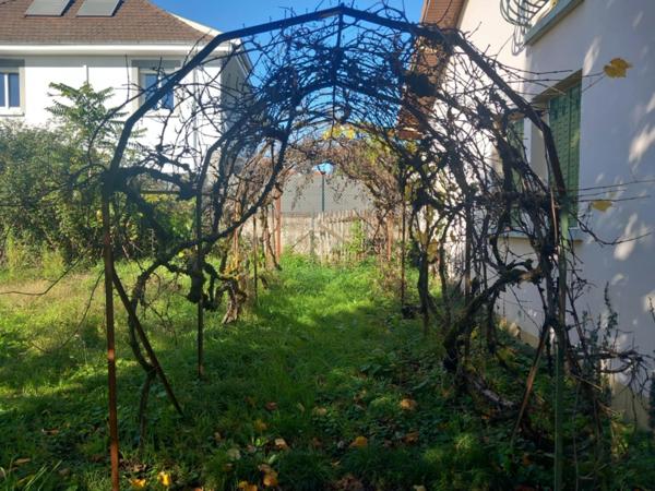 Maison à vendre 5 pièces THIERS (63) dont trois chambres de plain pied