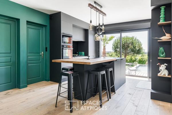 Maison rénovée avec piscine sur les hauteurs de Montrabé