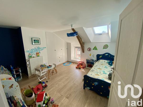 Maison à vendre 6 pièces 200 m² Bours