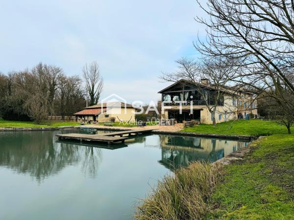 Superbe domaine atypique avec étang privé