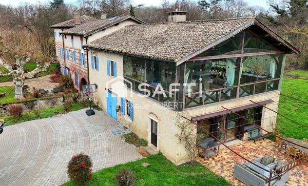 Superbe domaine atypique avec étang privé