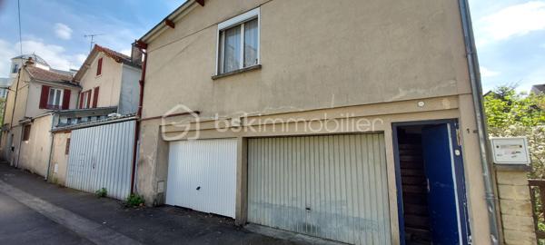 Immeuble commercial de 176 m²