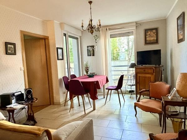 SECTEUR ROMPSAY – TRES JOLI TYPE 2 AVEC TERRASSE ET STATIONNEMENT