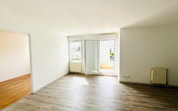 Appartement à vendre    2 pièces • 42 m2 Tassin-la-Demi-Lune
