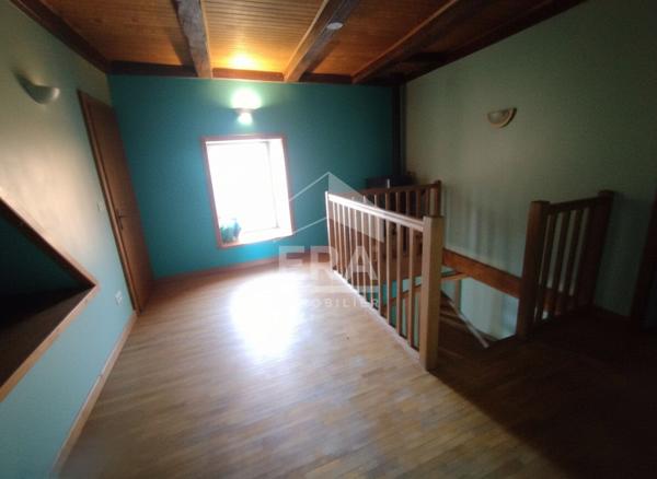 Maison Esprels 4 pièce(s) 129 m2