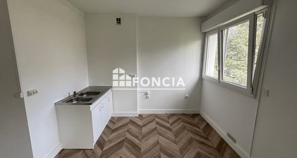 Location Appartement 4 pièces 66.45 m² - L'haÿ-les-roses 94240