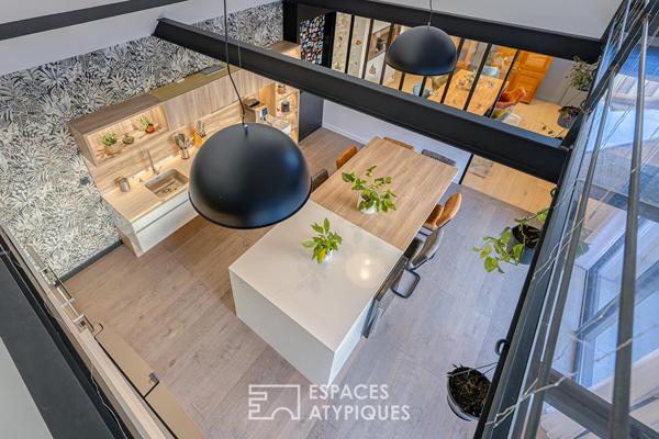 Maison contemporaine avec garage double et place de stationnement