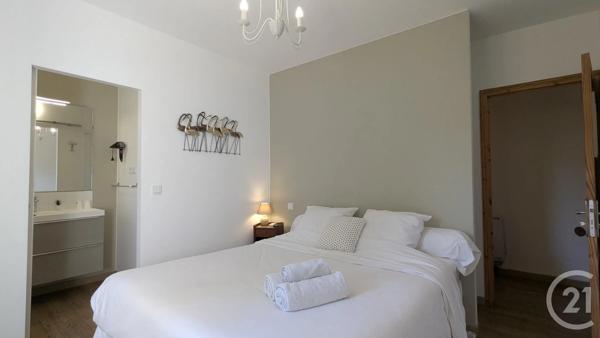 Maison à vendre  8 pièces - 197,04 m 2   AIMARGUES  - 30