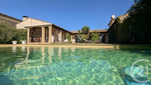 Maison à vendre  8 pièces - 197,04 m 2   AIMARGUES  - 30