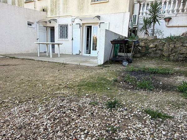Appartement T2 avec terrasse et jardin