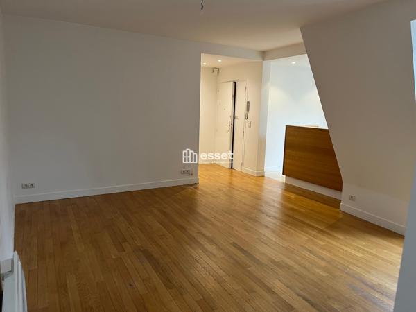 Location Appartement 3 pièces 67.7 m² - Paris 75017