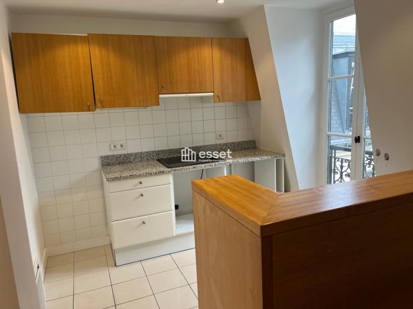 Location Appartement 3 pièces 67.7 m² - Paris 75017