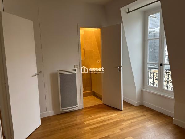 Location Appartement 3 pièces 67.7 m² - Paris 75017