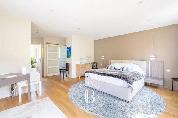 Saint-Germain-en-Laye, Maison 6 Chambres -  276 m² à vendre