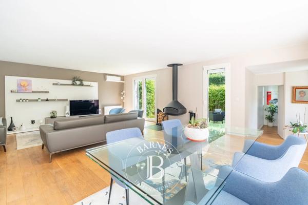 Saint-Germain-en-Laye, Maison 6 Chambres -  276 m² à vendre