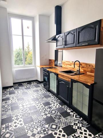 Ensemble immobilier de 2 immeubles de rapport 17400 St Jean d'Angély