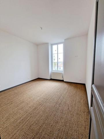 Ensemble immobilier de 2 immeubles de rapport 17400 St Jean d'Angély