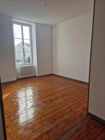 Ensemble immobilier de 2 immeubles de rapport 17400 St Jean d'Angély